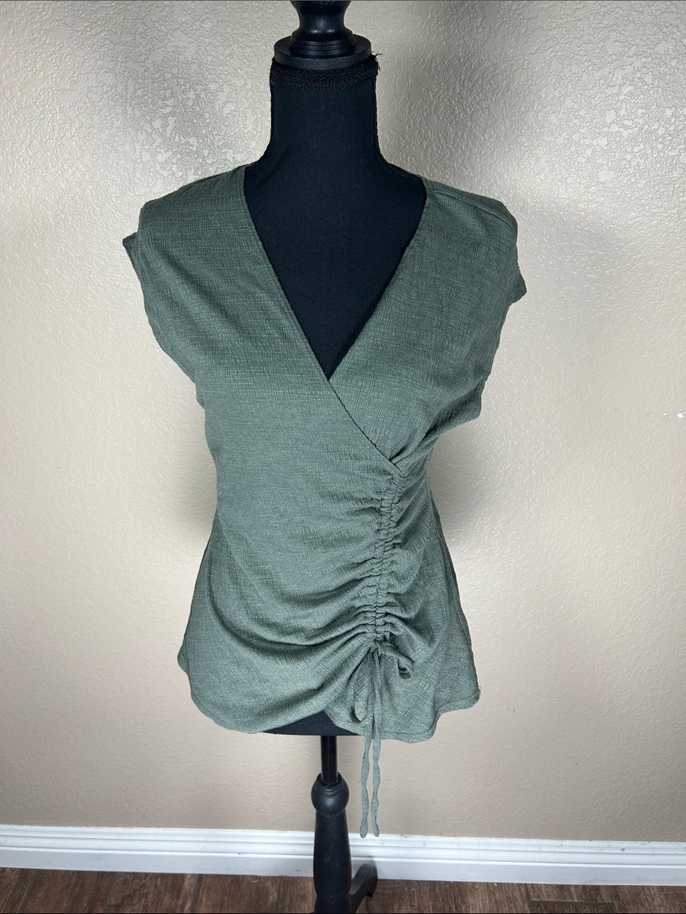 Max Studio Olive Green Sleeveless Surplice Ruched Drawstring Top Small